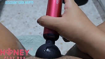 High-Definition Solo Female Masturbation With Toys